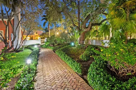 568 Loretto Avenue Coral Gables FL 33146