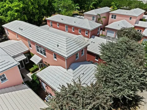 568 Loretto Avenue Coral Gables FL 33146