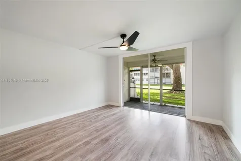 8901 S Hollybrook Boulevard Pembroke Pines FL 33025