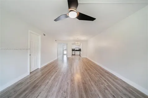 8901 S Hollybrook Boulevard Pembroke Pines FL 33025