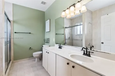 2617 NE 41st Circle Homestead FL 33033