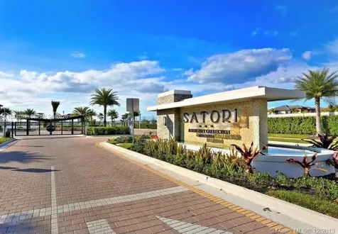 15842 NW 91 Court Miami Lakes FL 33018