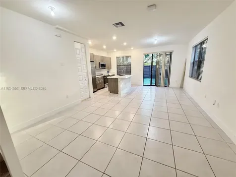 15842 NW 91 Court Miami Lakes FL 33018