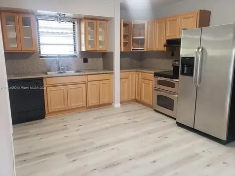 3040 SW 11th Street Miami FL 33135