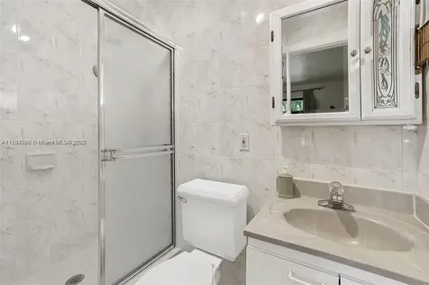 3040 SW 11th Street Miami FL 33135