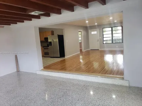 3040 SW 11th Street Miami FL 33135