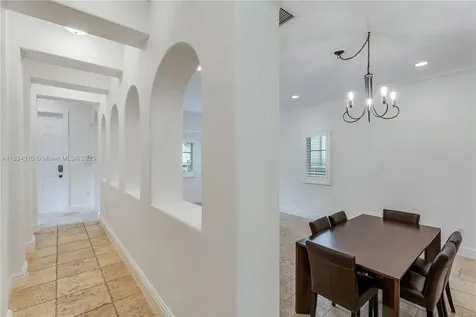10155 SW 75th Place Pinecrest FL 33156
