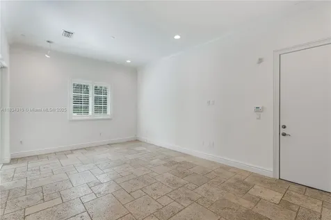 10155 SW 75th Place Pinecrest FL 33156