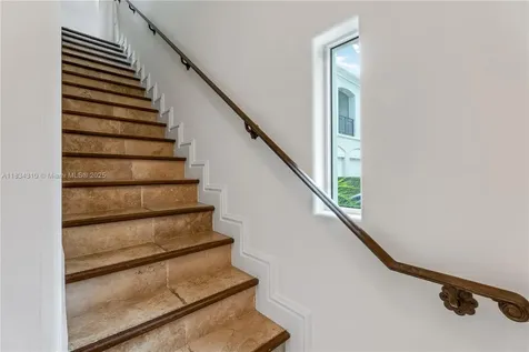 10155 SW 75th Place Pinecrest FL 33156