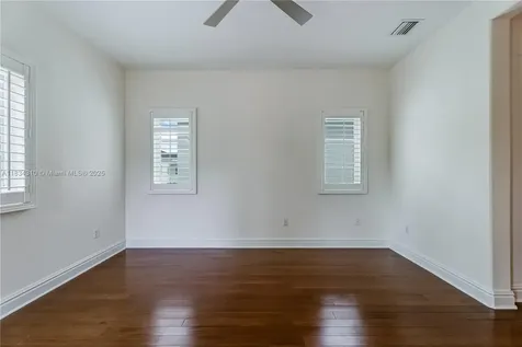 10155 SW 75th Place Pinecrest FL 33156