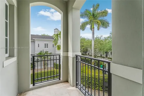 10155 SW 75th Place Pinecrest FL 33156