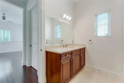 10155 SW 75th Place Pinecrest FL 33156