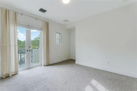 10155 SW 75th Place Pinecrest FL 33156