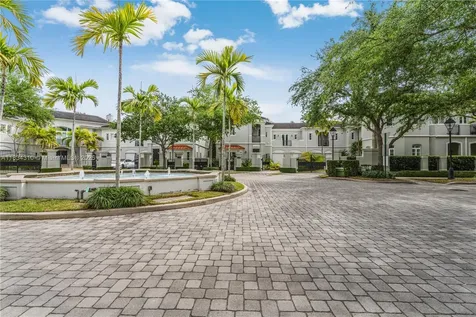10155 SW 75th Place Pinecrest FL 33156