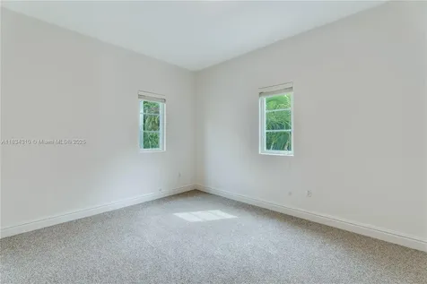 10155 SW 75th Place Pinecrest FL 33156