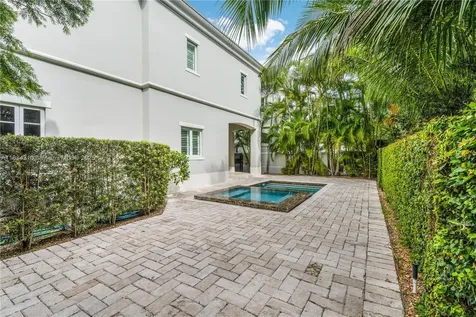 10155 SW 75th Place Pinecrest FL 33156