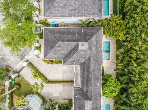 10155 SW 75th Place Pinecrest FL 33156
