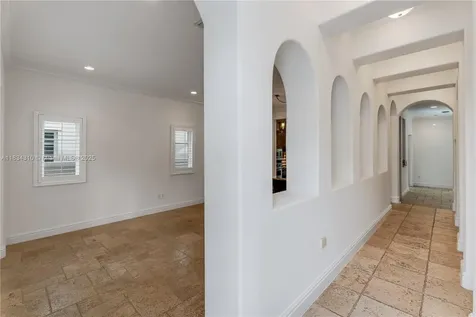 10155 SW 75th Place Pinecrest FL 33156