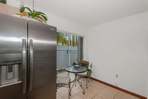 692 NW 125th Court Miami FL 33182