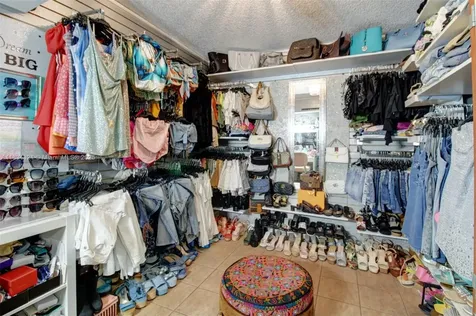 960 SW 83rd Avenue North Lauderdale FL 33068