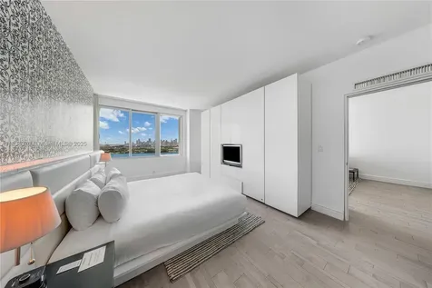 1100 West Avenue Miami Beach FL 33139