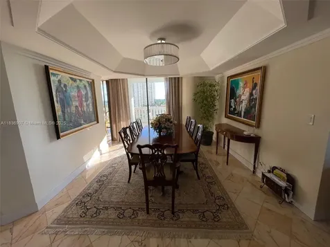 3000 Island Boulevard Aventura FL 33160