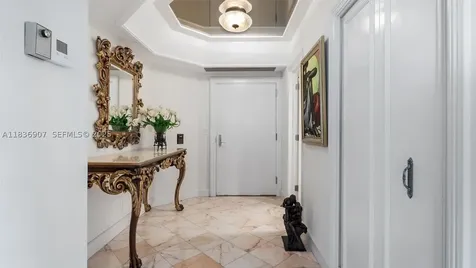 3000 Island Boulevard Aventura FL 33160