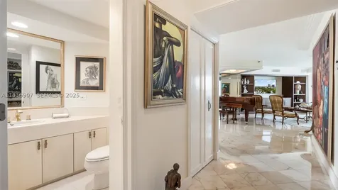 3000 Island Boulevard Aventura FL 33160