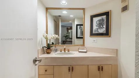 3000 Island Boulevard Aventura FL 33160