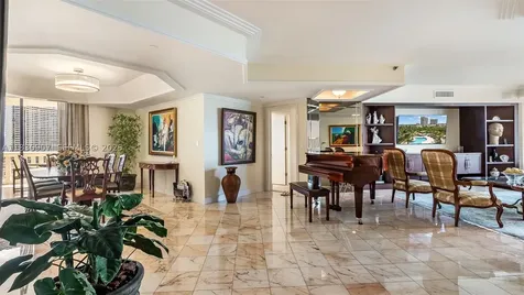 3000 Island Boulevard Aventura FL 33160