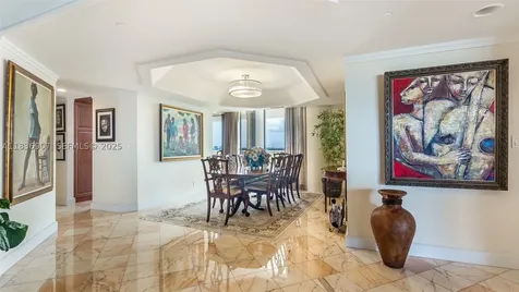 3000 Island Boulevard Aventura FL 33160