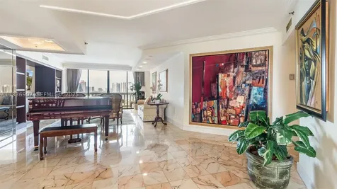 3000 Island Boulevard Aventura FL 33160