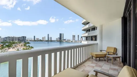 3000 Island Boulevard Aventura FL 33160