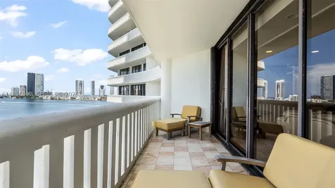 3000 Island Boulevard Aventura FL 33160