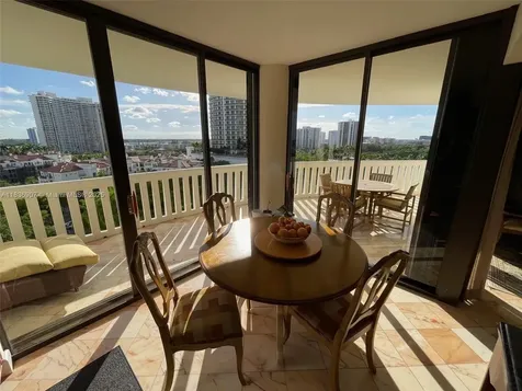 3000 Island Boulevard Aventura FL 33160