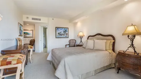 3000 Island Boulevard Aventura FL 33160