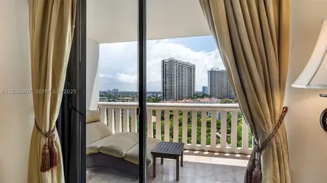3000 Island Boulevard Aventura FL 33160