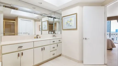 3000 Island Boulevard Aventura FL 33160