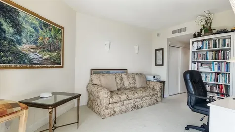 3000 Island Boulevard Aventura FL 33160