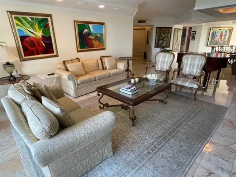 3000 Island Boulevard Aventura FL 33160