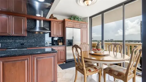 3000 Island Boulevard Aventura FL 33160