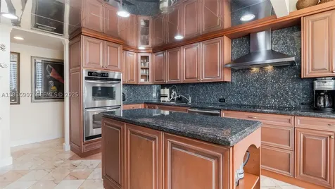 3000 Island Boulevard Aventura FL 33160