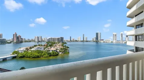 3000 Island Boulevard Aventura FL 33160