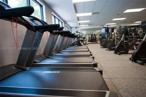 3000 Island Boulevard Aventura FL 33160