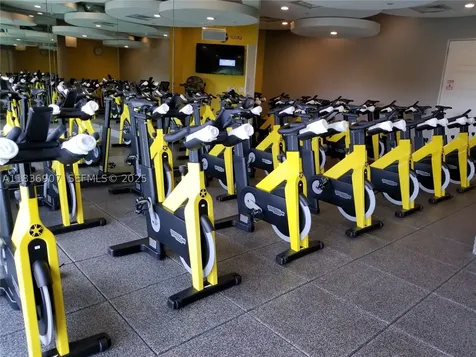 3000 Island Boulevard Aventura FL 33160