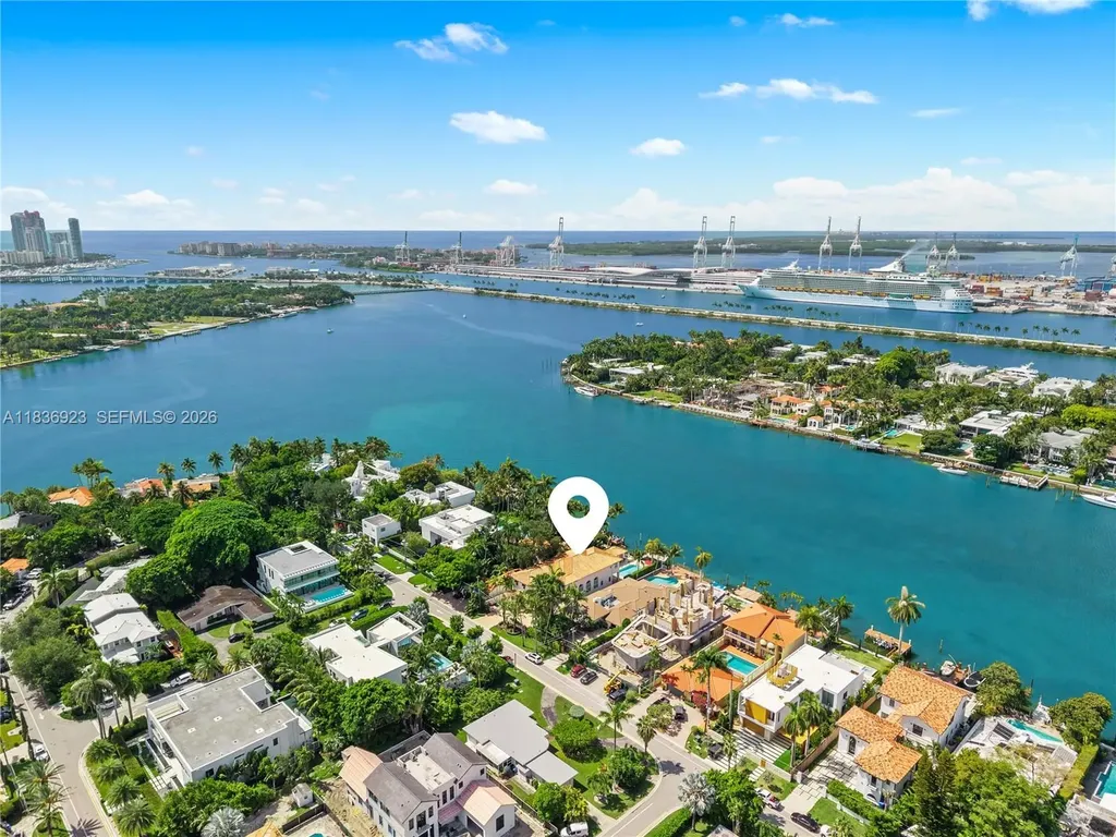 66 S Hibiscus Drive Miami Beach FL 33139
