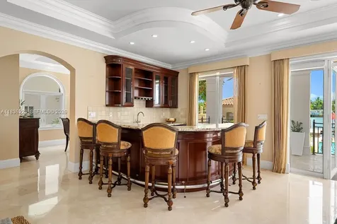 66 S Hibiscus Drive Miami Beach FL 33139