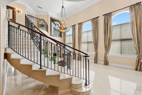 66 S Hibiscus Drive Miami Beach FL 33139