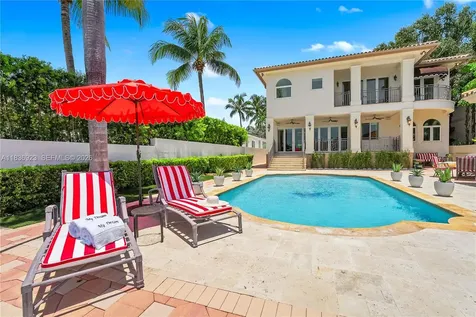 66 S Hibiscus Drive Miami Beach FL 33139