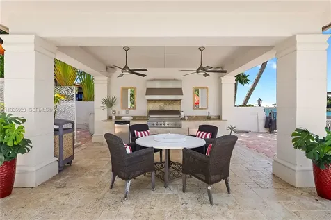 66 S Hibiscus Drive Miami Beach FL 33139
